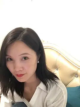 Snapshot of Mile-m chatting on June 1, 2026, 3:14 pm Mile-m online show from June 1, 2026, 3:14 pm