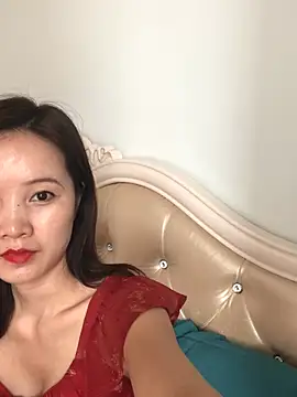 Snapshot of Mile-m chatting on June 21, 2026, 4:59 am Mile-m online show from June 21, 2026, 4:59 am