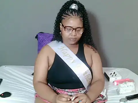 Snapshot of BoobsBae04 chatting on October 20, 2025, 7:58 pm BoobsBae04 online show from October 20, 2025, 7:58 pm