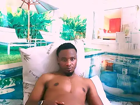 Snapshot of EbonyTiger69 chatting on November 4, 2025, 5:45 pm EbonyTiger69 online show from November 4, 2025, 5:45 pm