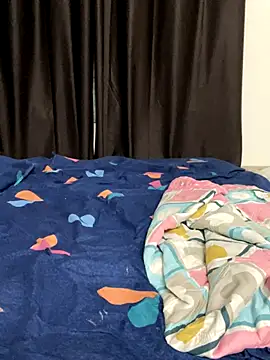 Snapshot of vickyandtania chatting on October 8, 2025, 4:26 pm vickyandtania online show from October 8, 2025, 4:26 pm