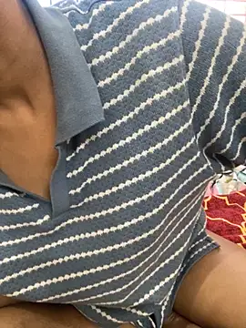 Snapshot of vickyandtania chatting on October 21, 2025, 6:14 am vickyandtania online show from October 21, 2025, 6:14 am