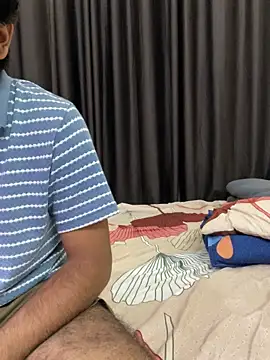 Snapshot of vickyandtania chatting on December 1, 2025, 1:49 pm vickyandtania online show from December 1, 2025, 1:49 pm