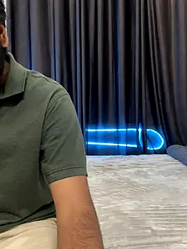 Snapshot of vickyandtania chatting on December 18, 2025, 3:18 pm vickyandtania online show from December 18, 2025, 3:18 pm