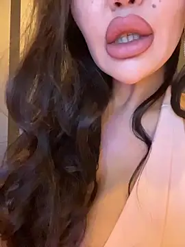 Snapshot of ANGELIKA7741 chatting on April 9, 2026, 3:17 pm ANGELIKA7741 online show from April 9, 2026, 3:17 pm