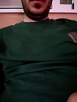 arksex32 online show from April 18, 2026, 2:43 pm