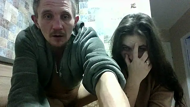 Twolatte1520 online show from February 6, 2026, 10:35 pm