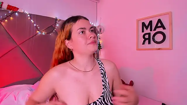 Snapshot of abby_murphy chatting on December 21, 2025, 1:24 am abby murphy online show from December 21, 2025, 1:24 am