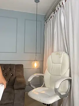 Snapshot of Rose_monroee chatting on February 5, 2026, 6:12 pm Rose monroee online show from February 5, 2026, 6:12 pm