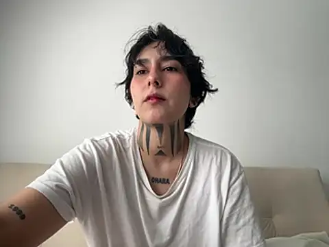 DaisyEmily online show from June 4, 2026, 5:08 pm