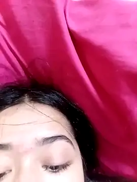 Sophia Valkova online show from November 26, 2025, 7:04 pm