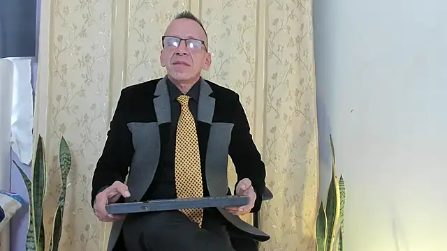 Snapshot of _axelking_ chatting on May 4, 2026, 11:39 am axelking online show from May 4, 2026, 11:39 am