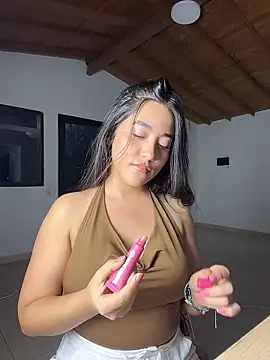 Snapshot of Nhefertary chatting on January 9, 2026, 2:03 am Nhefertary online show from January 9, 2026, 2:03 am