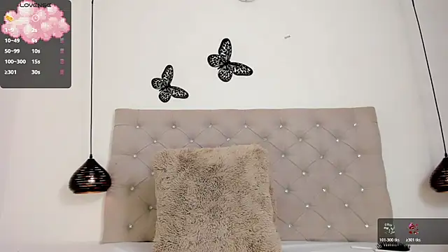 Rosse Alice  online show from October 24, 2025, 5:04 am