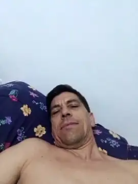 MaxiJavier22 online show from October 25, 2025, 4:57 pm
