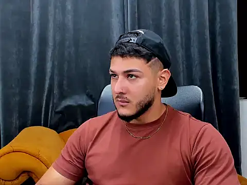 jasonshaw25 online show from December 22, 2025, 5:43 pm