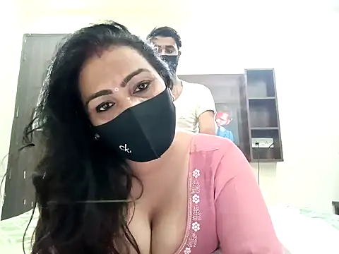 horny milf couple online show from October 23, 2025, 7:12 pm