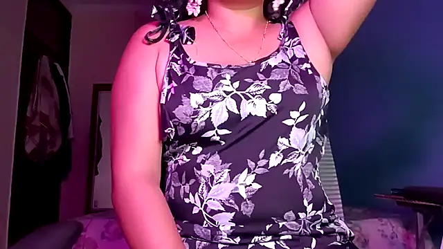 Snapshot of horny_milf_couple chatting on May 11, 2026, 7:11 pm horny milf couple online show from May 11, 2026, 7:11 pm