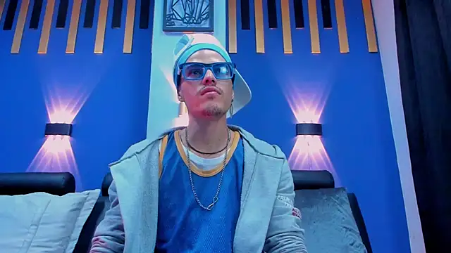 imsammytop online show from October 30, 2025, 11:11 am