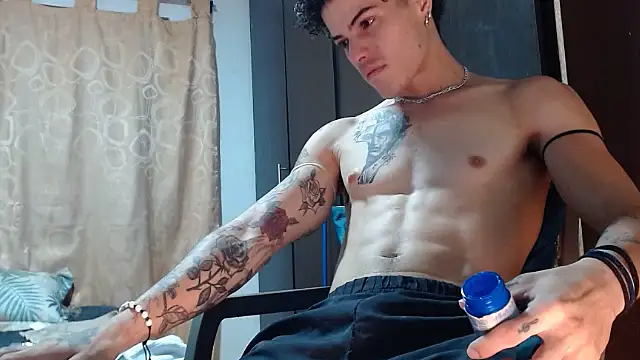 imsammytop online show from March 23, 2026, 9:57 am