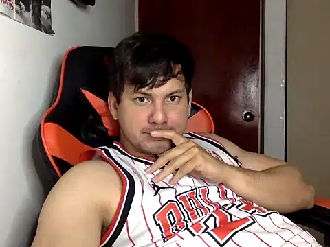 Snapshot of kaspar_6 chatting on October 13, 2025, 4:01 am kaspar 6 online show from October 13, 2025, 4:01 am