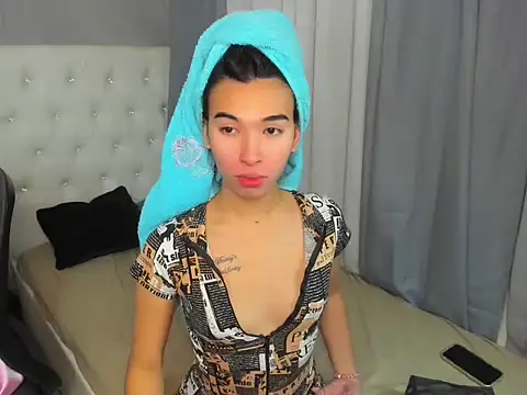 Yourdreamgoddess online show from November 22, 2025, 4:39 pm