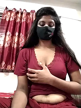 Queen-Any online show from November 1, 2025, 5:37 pm