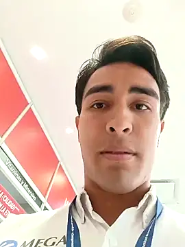 TOTIORIC online show from October 4, 2025, 6:06 pm