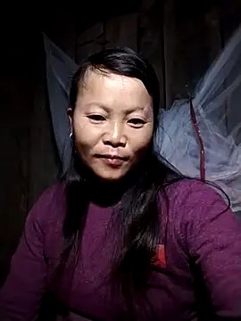 sumaybae online show from November 11, 2025, 8:20 pm