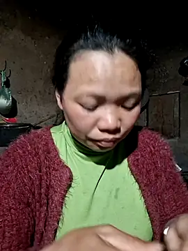 miomio-12 online show from February 23, 2026, 1:52 pm