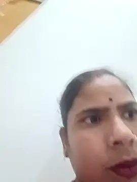 Pabitra cute online show from December 3, 2025, 3:32 pm