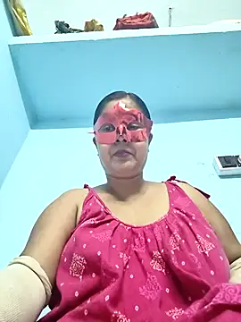 misti02 online show from October 19, 2025, 4:07 pm