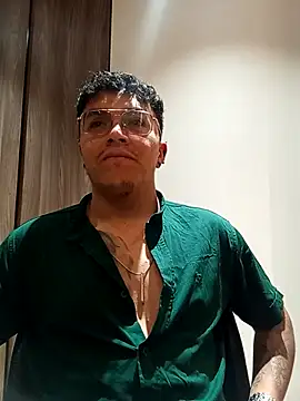 Snapshot of EithanFuckboys chatting on November 1, 2025, 3:52 am EithanFuckboys online show from November 1, 2025, 3:52 am