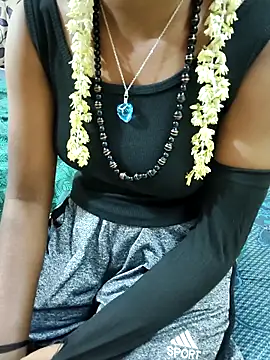 Chennai-couples online show from October 13, 2025, 9:04 pm