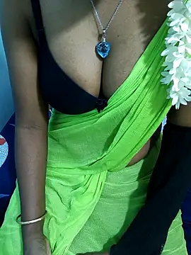 Snapshot of Chennai-couples chatting on January 19, 2026, 4:11 pm Chennai-couples online show from January 19, 2026, 4:11 pm