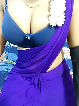 Snapshot of Chennai-couples chatting on February 15, 2026, 9:22 pm Chennai-couples online show from February 15, 2026, 9:22 pm