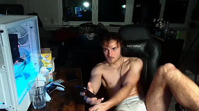 Snapshot of WolkenJunge2006 chatting on November 11, 2025, 8:42 pm WolkenJunge2006 online show from November 11, 2025, 8:42 pm