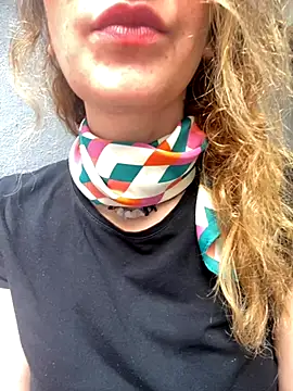 Snapshot of melisss2 chatting on October 17, 2025, 9:12 am melisss2 online show from October 17, 2025, 9:12 am