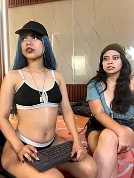 Snapshot of Eva_Feller69 chatting on November 19, 2025, 7:14 pm Eva Feller69 online show from November 19, 2025, 7:14 pm