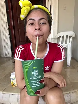 Snapshot of Eva_Feller69 chatting on December 14, 2025, 7:40 pm Eva Feller69 online show from December 14, 2025, 7:40 pm