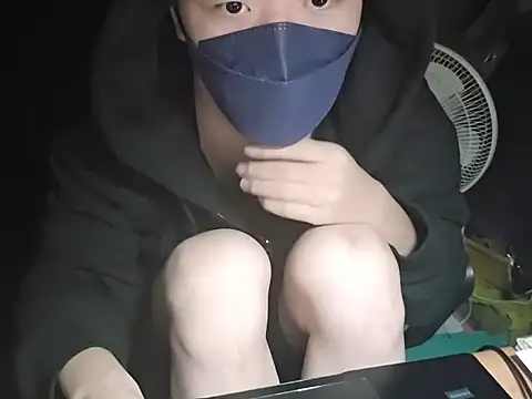 Snapshot of fox165 chatting on December 2, 2025, 4:46 pm fox165 online show from December 2, 2025, 4:46 pm