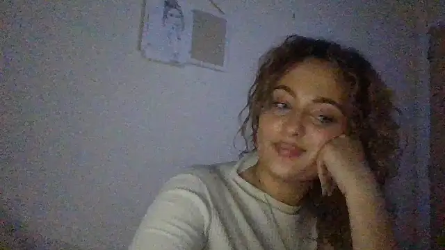 Snapshot of DommeMariaLopez95 chatting on December 13, 2025, 8:58 pm DommeMariaLopez95 online show from December 13, 2025, 8:58 pm