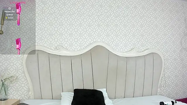 MarcelaCortes online show from February 26, 2026, 9:03 pm