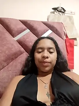 Amayavaldes online show from November 13, 2025, 3:27 am