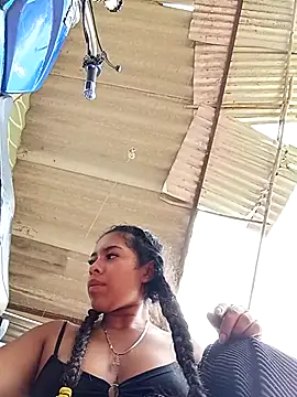 Amayavaldes online show from December 17, 2025, 4:02 pm