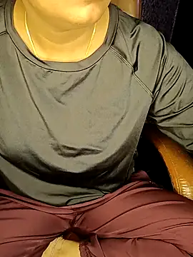 Kittibhabhi-9 online show from October 12, 2025, 5:39 am