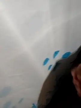 SantiagoB2 online show from October 18, 2025, 2:47 am