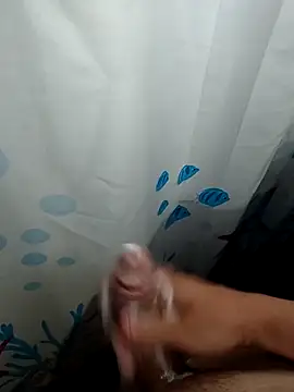 SantiagoB2 online show from November 16, 2025, 3:39 pm