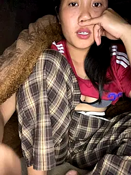 Snapshot of Pii_x chatting on October 21, 2025, 12:39 pm Pii x online show from October 21, 2025, 12:39 pm