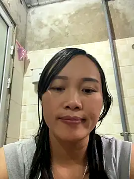 Snapshot of Pii_x chatting on October 27, 2025, 2:26 am Pii x online show from October 27, 2025, 2:26 am